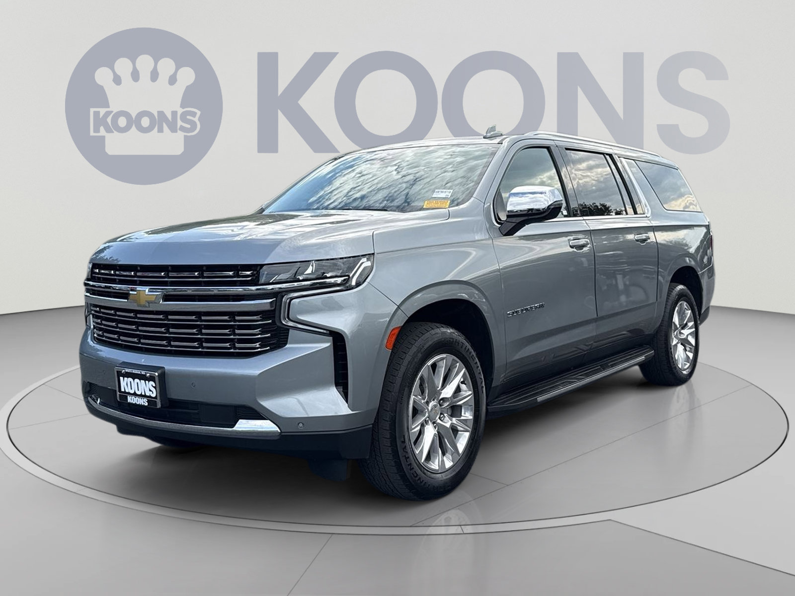 Used 2024 Chevrolet Suburban Premier AWD/4WD image 1