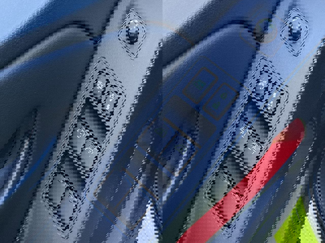 New 2026 Nissan Frontier PRO-4X w/ Pro Premium Package image 13