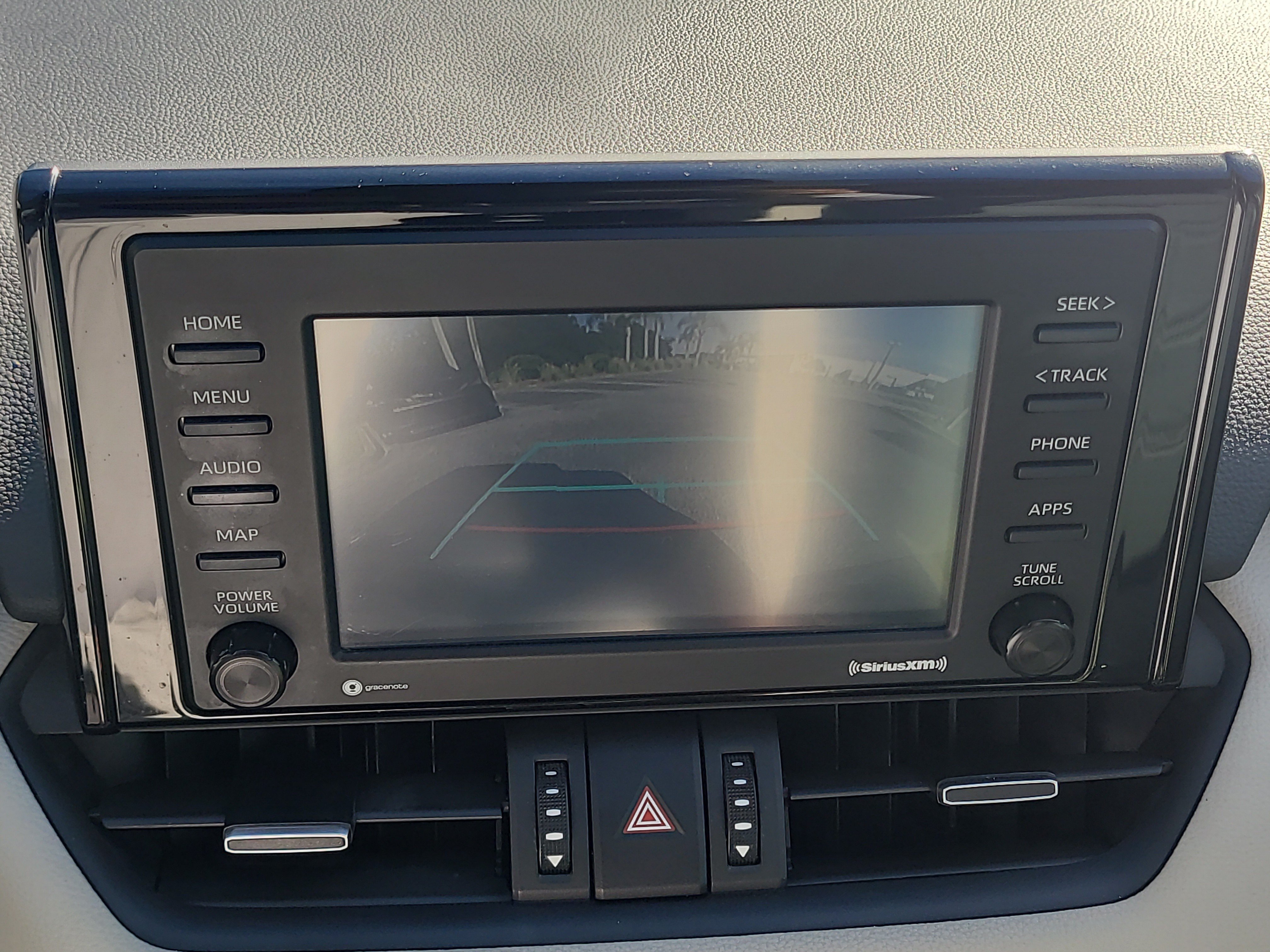 Used 2020 Toyota RAV4 XLE Premium FWD image 26