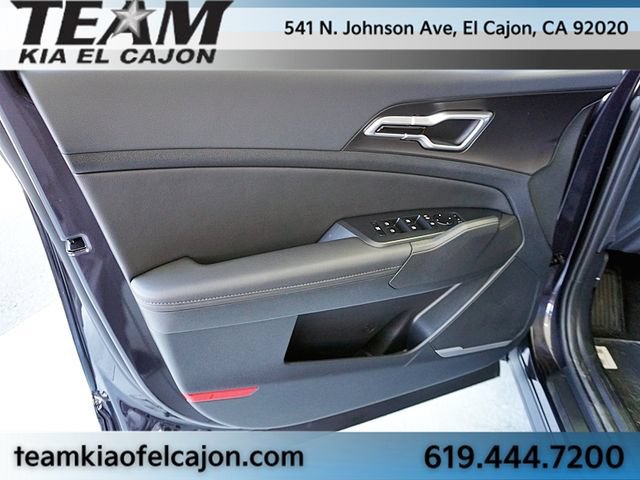 New 2026 Kia Sportage EX w/ EX Panorama Roof Package FWD image 28