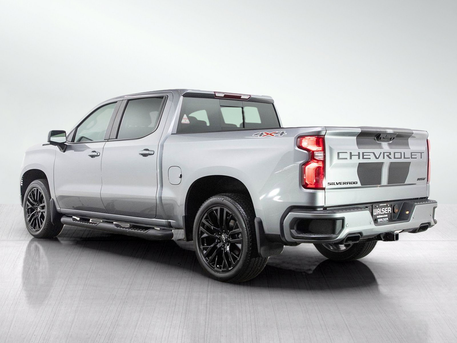 Used 2024 Chevrolet Silverado 1500 RST w/ Rally Edition AWD/4WD image 3