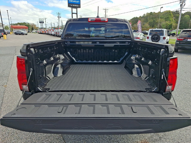 Certified 2023 Chevrolet Colorado Z71 w/ Z71 Convenience Package 2 AWD/4WD image 29