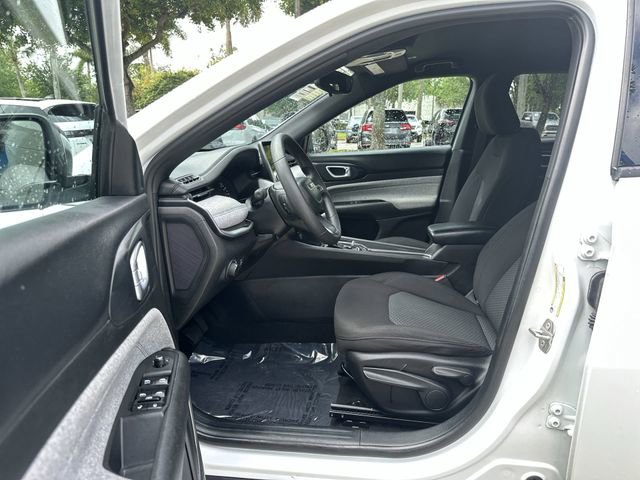 Used 2023 Jeep Compass Sport AWD/4WD image 22