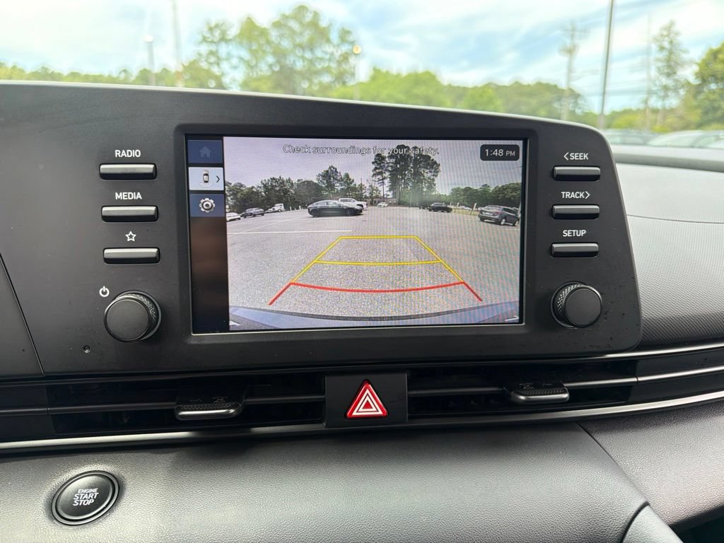 Used 2025 Hyundai Elantra Sport FWD image 11
