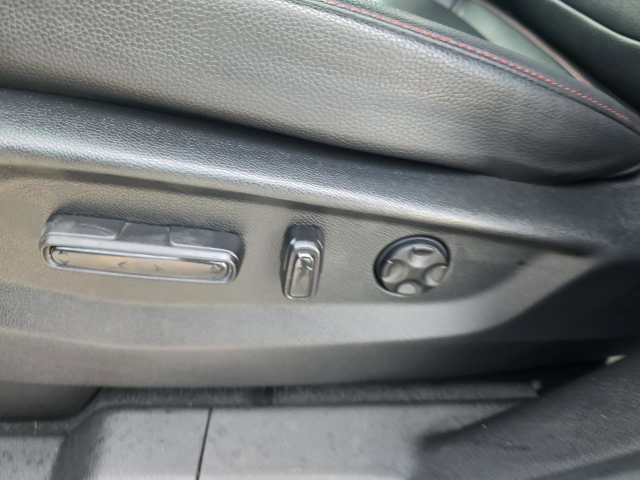 Used 2025 Honda Odyssey Sport-L image 26