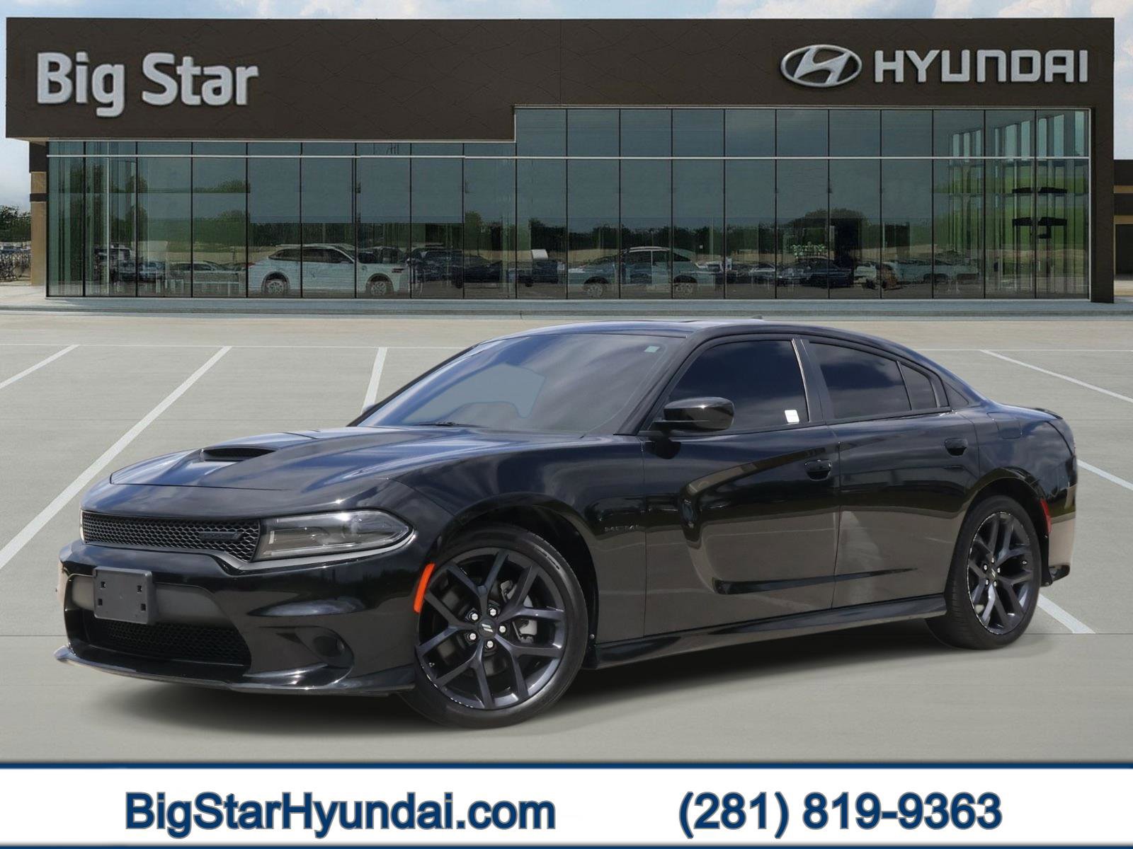 Used 2022 Dodge Charger R/T w/ Blacktop Package RWD image 1