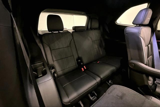 Used 2025 Buick Enclave Avenir w/ Trailering Package, 5000 lbs. image 31