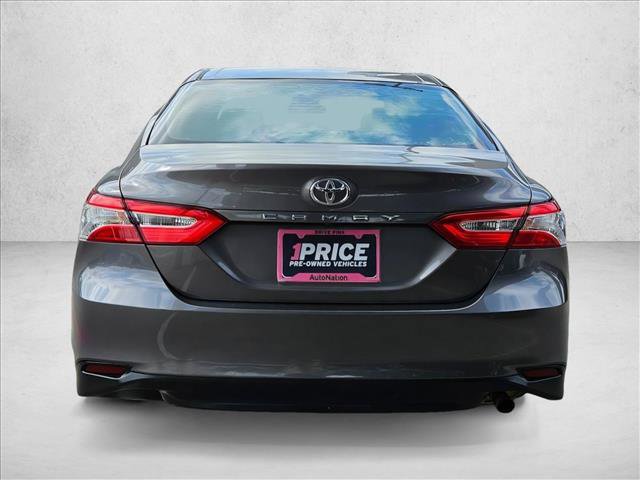 Used 2018 Toyota Camry FWD image 5
