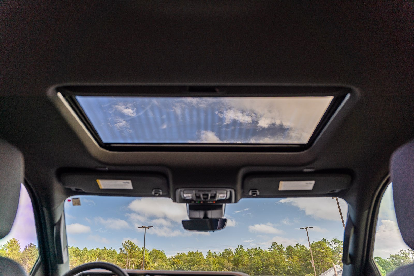 Used 2025 GMC Sierra 2500 AT4 w/ AT4 Premium Plus Package image 35