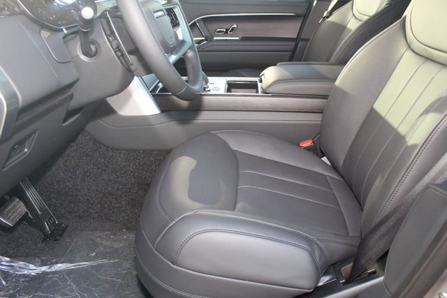 New 2026 Land Rover Range Rover SE image 20