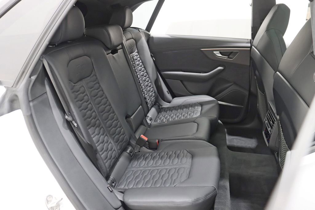 Used 2026 Audi RS Q8 performance image 32