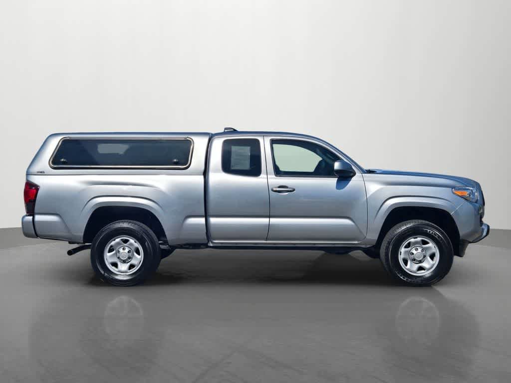 Used 2023 Toyota Tacoma SR w/ SR Convenience Package AWD/4WD image 7