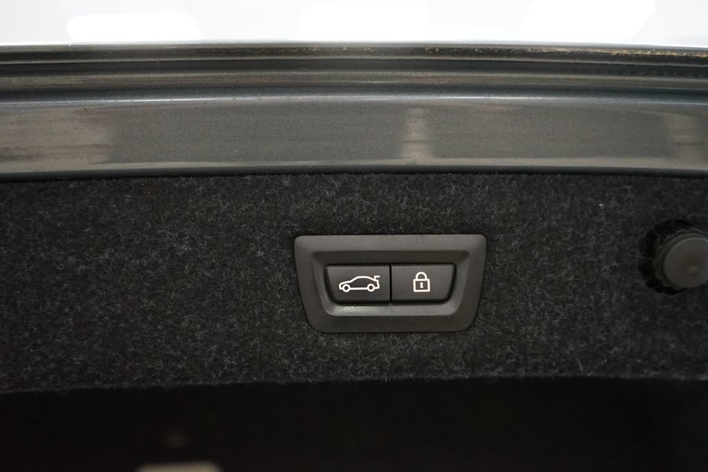 Used 2018 BMW 530i xDrive AWD/4WD image 55