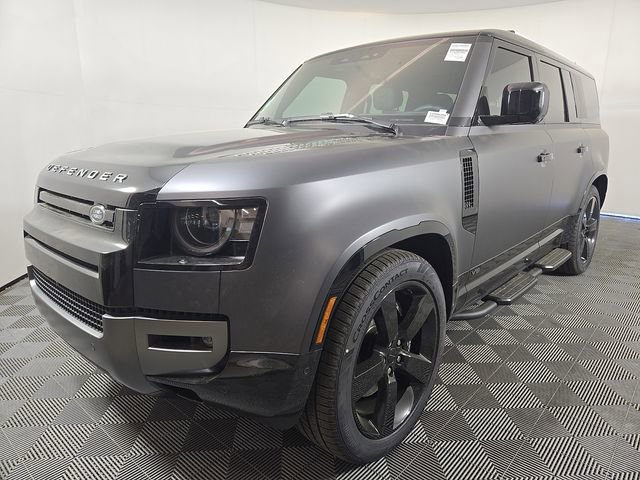 New 2026 Land Rover Defender 130 V8 image 2