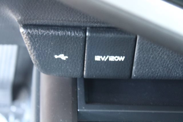 Used 2024 Toyota Camry SE FWD image 28