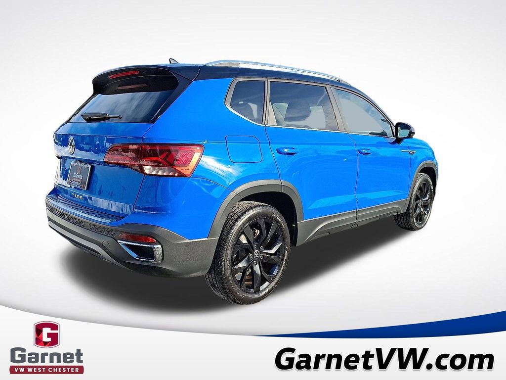 Certified 2023 Volkswagen Taos SE w/ Panoramic Sunroof Package image 7