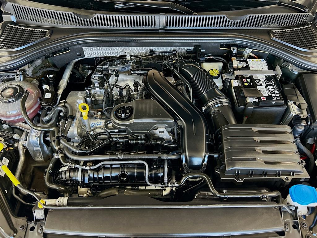 Used 2024 Volkswagen Jetta SE image 27