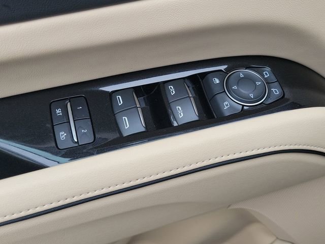 Certified 2023 Cadillac Escalade Premium Luxury w/ LPO, Floor Liner Package AWD/4WD image 29