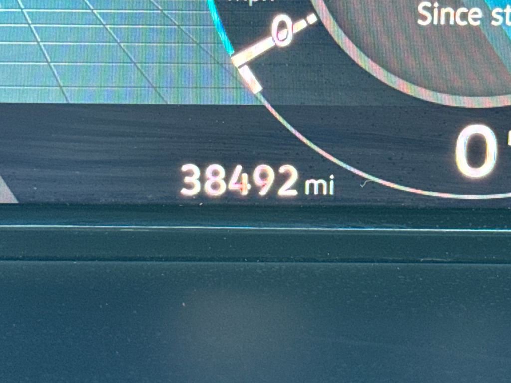 Used 2024 Volkswagen Atlas SE w/ Black Wheel Package image 20