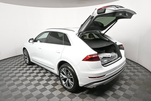 New 2025 Audi Q8 Premium image 30