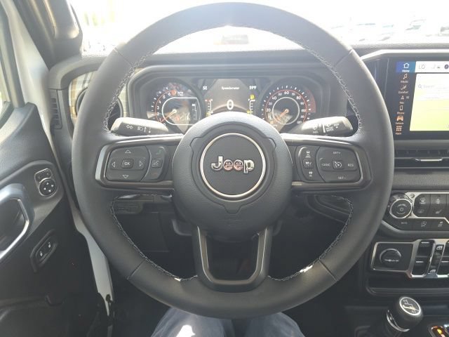 New 2026 Jeep Gladiator Sport AWD/4WD image 15