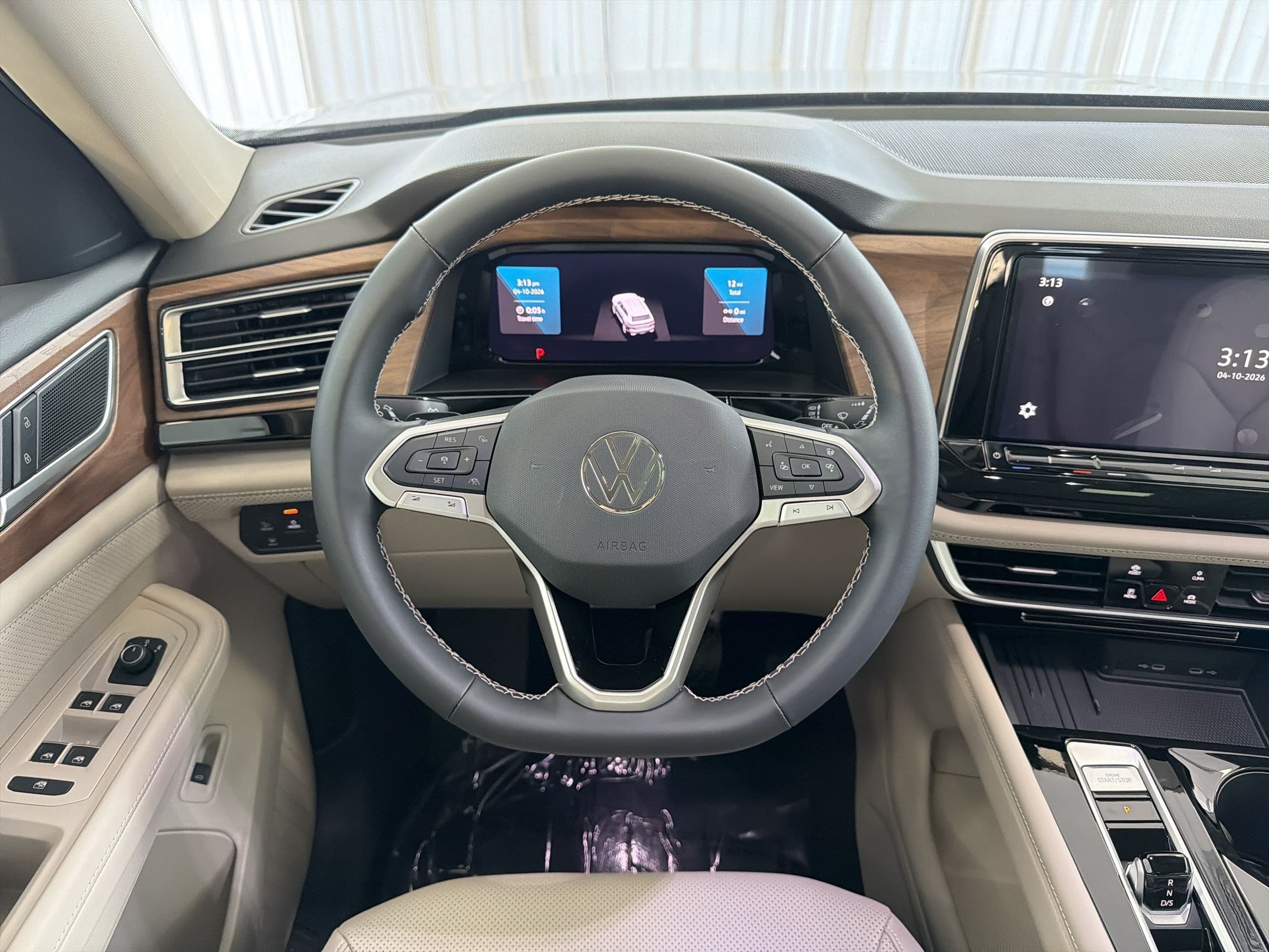 New 2026 Volkswagen Atlas SE FWD image 23