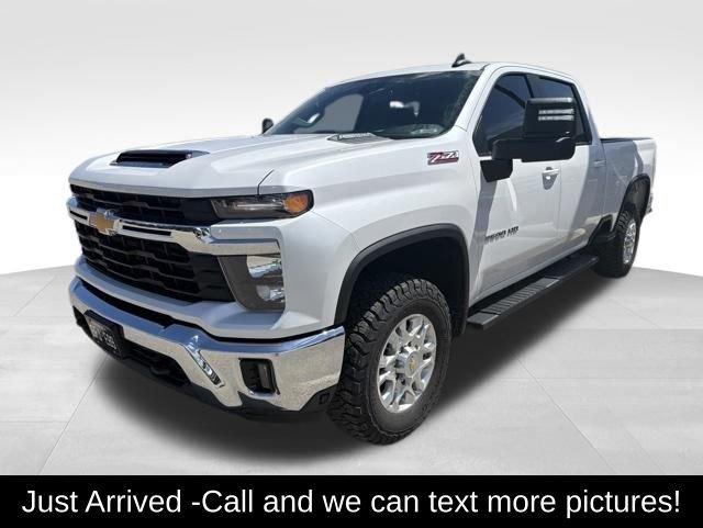 Used 2024 Chevrolet Silverado 2500 LT w/ Convenience Package