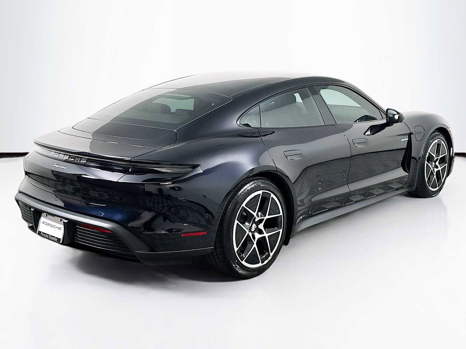 Certified 2025 Porsche Taycan image 9