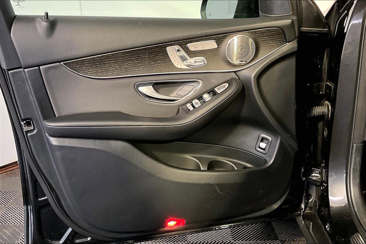 Certified 2021 Mercedes-Benz GLC 300 4MATIC image 22