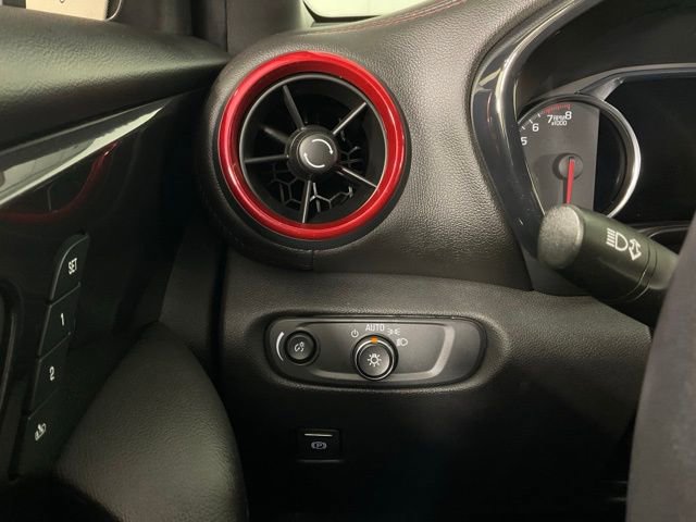 Used 2022 Chevrolet Blazer RS w/ Enhanced Convenience Package image 24