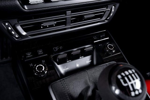 Used 2024 Porsche 911 Carrera T image 44