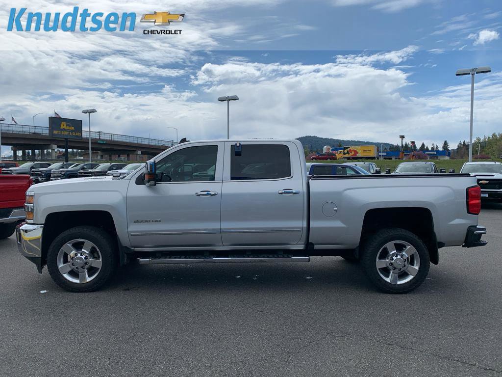 Used 2016 Chevrolet Silverado 2500 LTZ w/ Duramax Plus Package AWD/4WD image 4