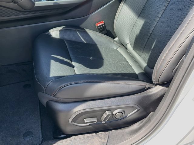New 2026 Jeep Cherokee Overland w/ Advanced Pro Tech Group AWD/4WD image 21