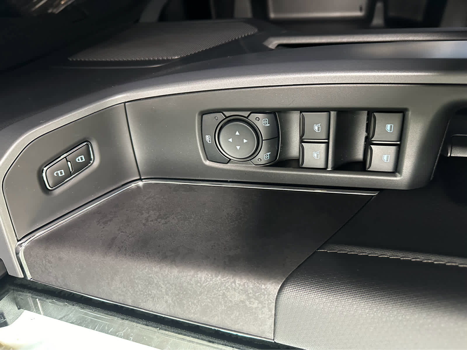 New 2026 Ford F150 XLT w/ Equipment Group 302A MID image 14