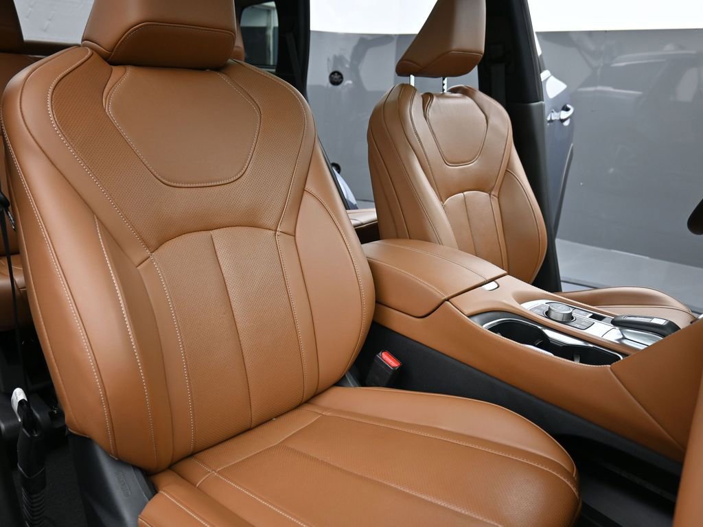 Used 2025 INFINITI QX60 Sensory w/ Vision Package image 23