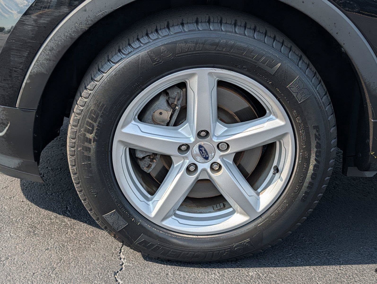 Used 2018 Ford Explorer XLT FWD image 9