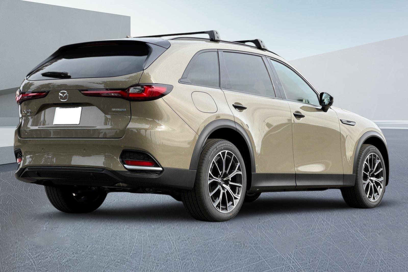 New 2025 MAZDA CX-70 Plug-In Hybrid w/ Premium Plus image 3