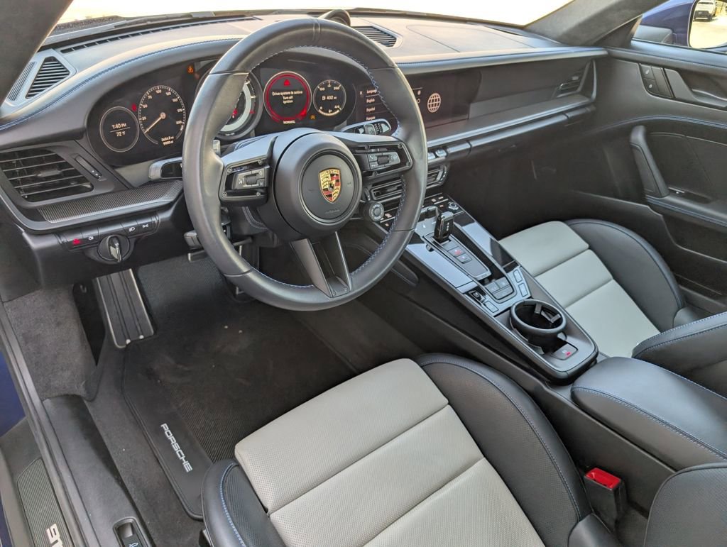 Certified 2024 Porsche 911 Carrera GTS RWD image 4