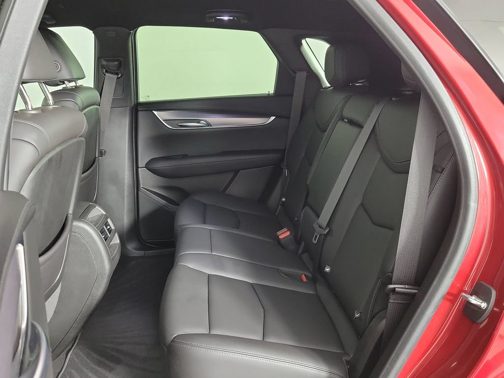 Certified 2023 Cadillac XT5 Luxury FWD image 11