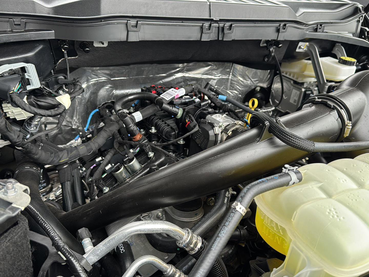 Certified 2025 Ford F150 STX w/ Equipment Group 200A image 27