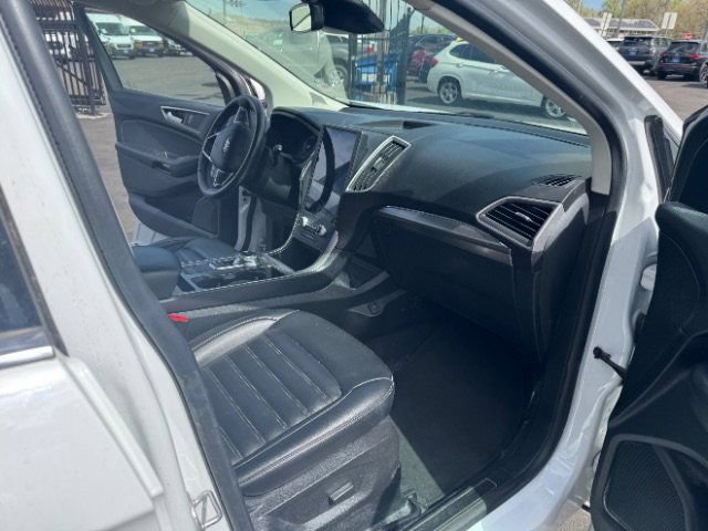 Used 2022 Ford Edge SEL AWD/4WD image 17