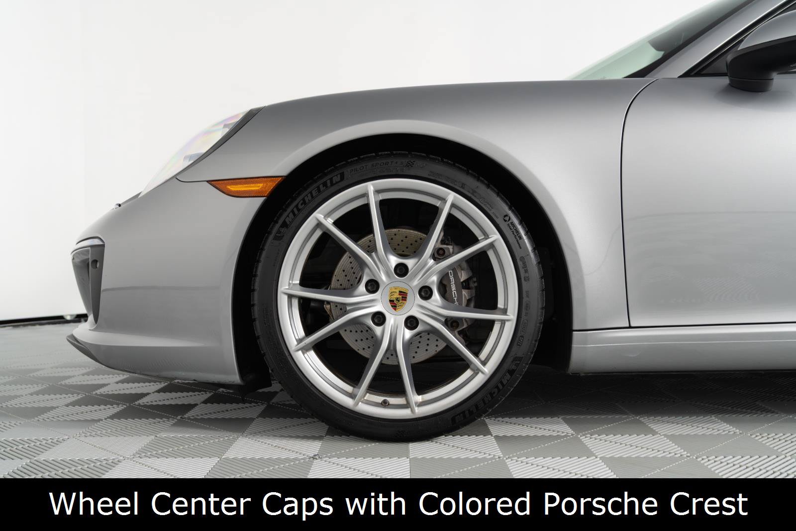 Used 2017 Porsche 911 Carrera RWD image 18