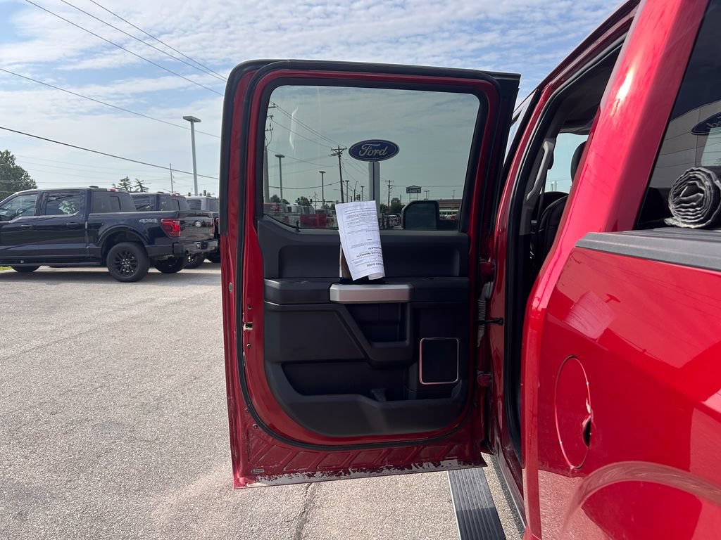 Used 2019 Ford F150 Lariat w/ Equipment Group 502A Luxury AWD/4WD image 15