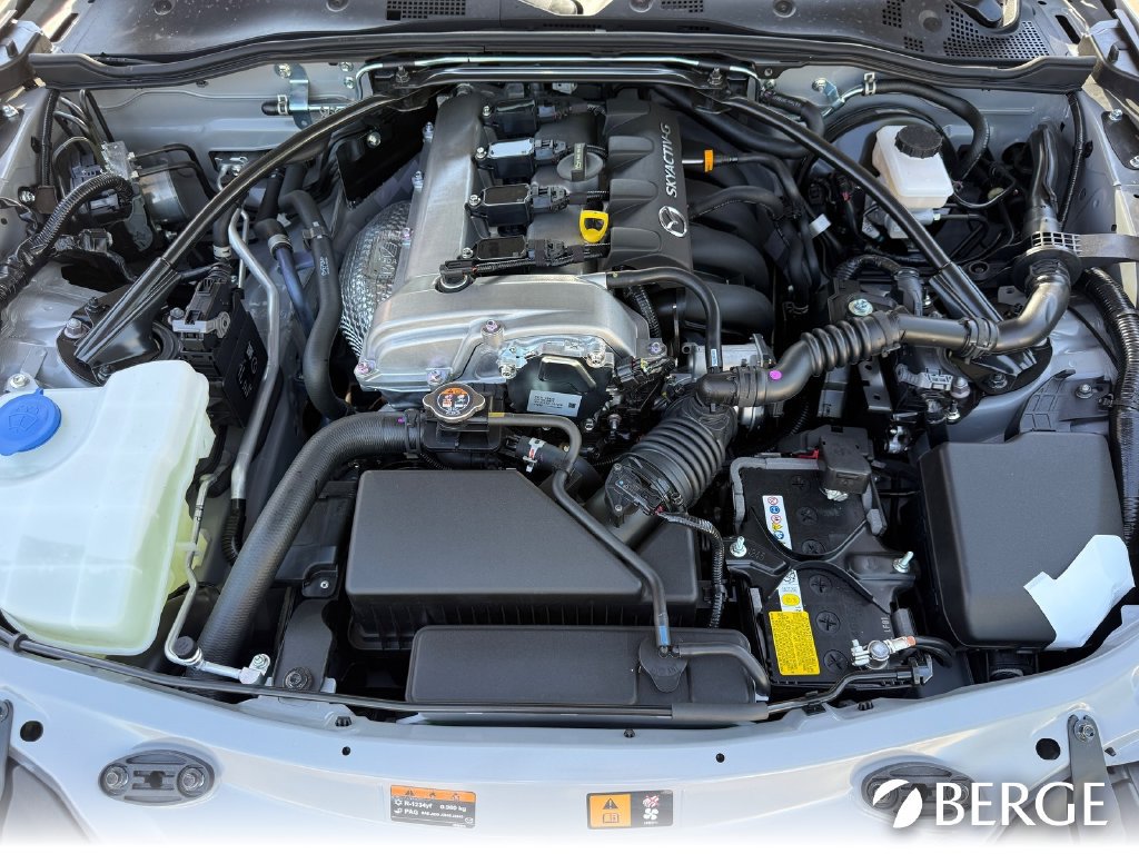 New 2026 MAZDA MX-5 Miata Club w/ Weather Package RWD image 24