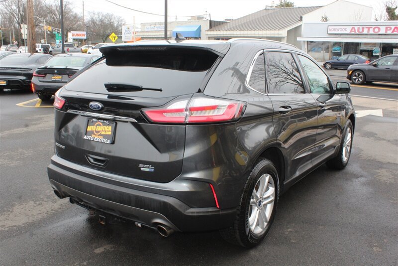 Used 2020 Ford Edge SEL w/ Convenience Package AWD/4WD image 3