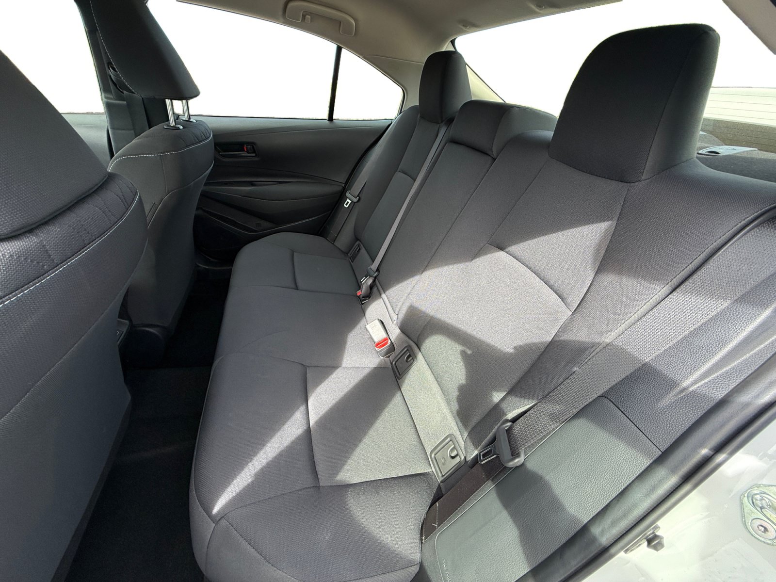Used 2024 Toyota Corolla LE w/ LE Convenience Package FWD image 16