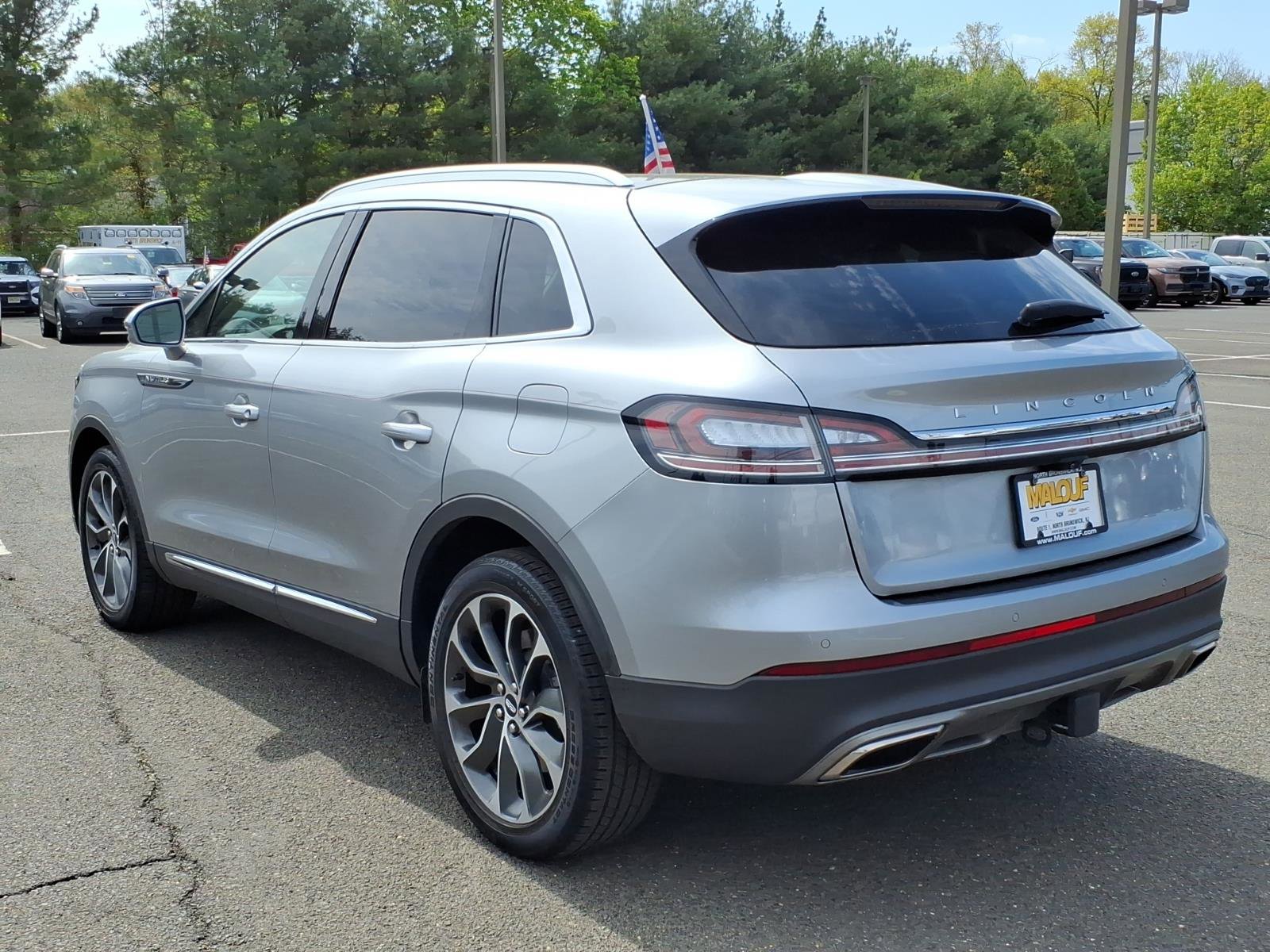 Used 2021 Lincoln Nautilus Reserve w/ Class II Trailer Tow Package AWD/4WD image 4