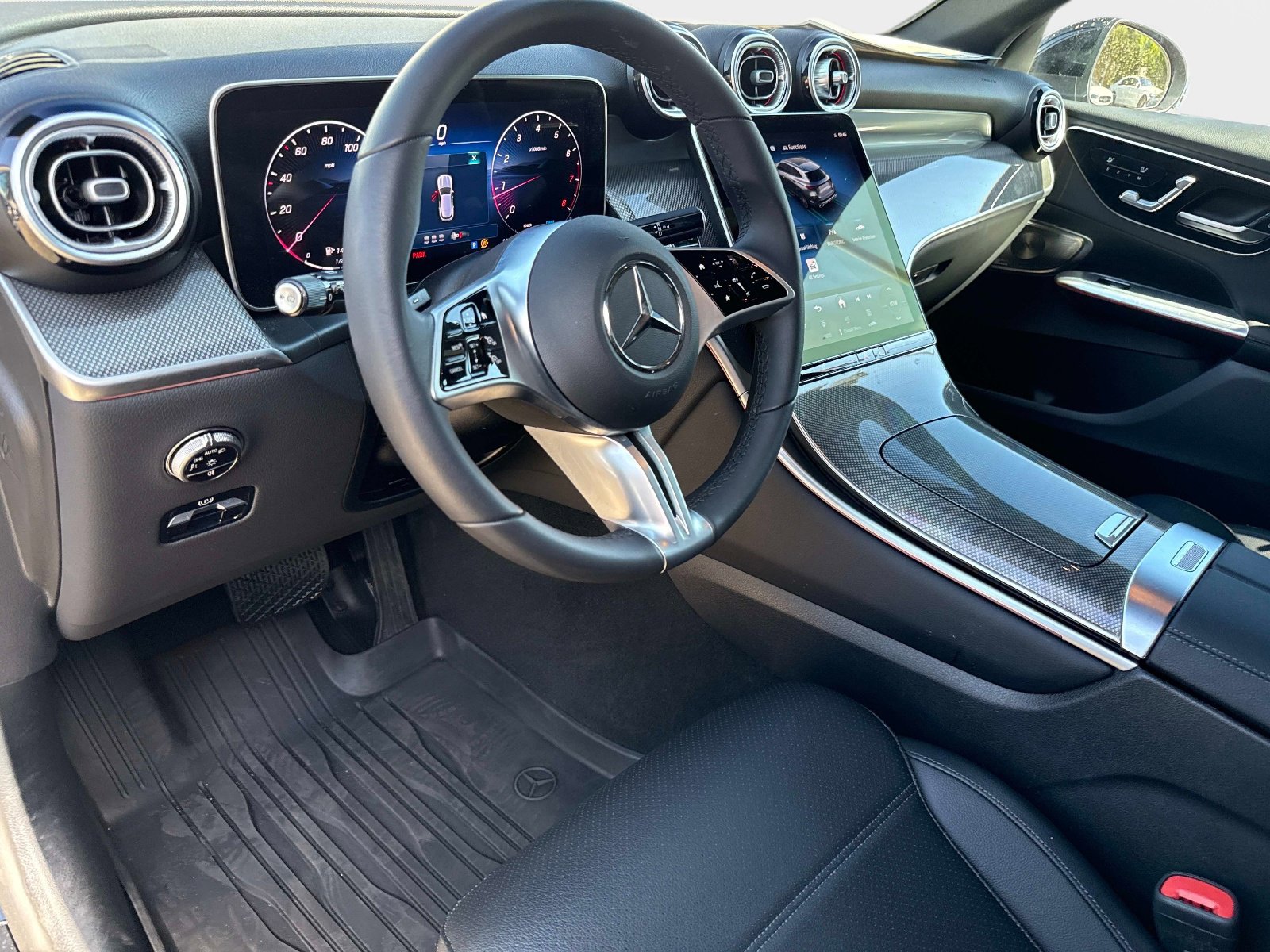 Certified 2025 Mercedes-Benz GLC 300 image 22