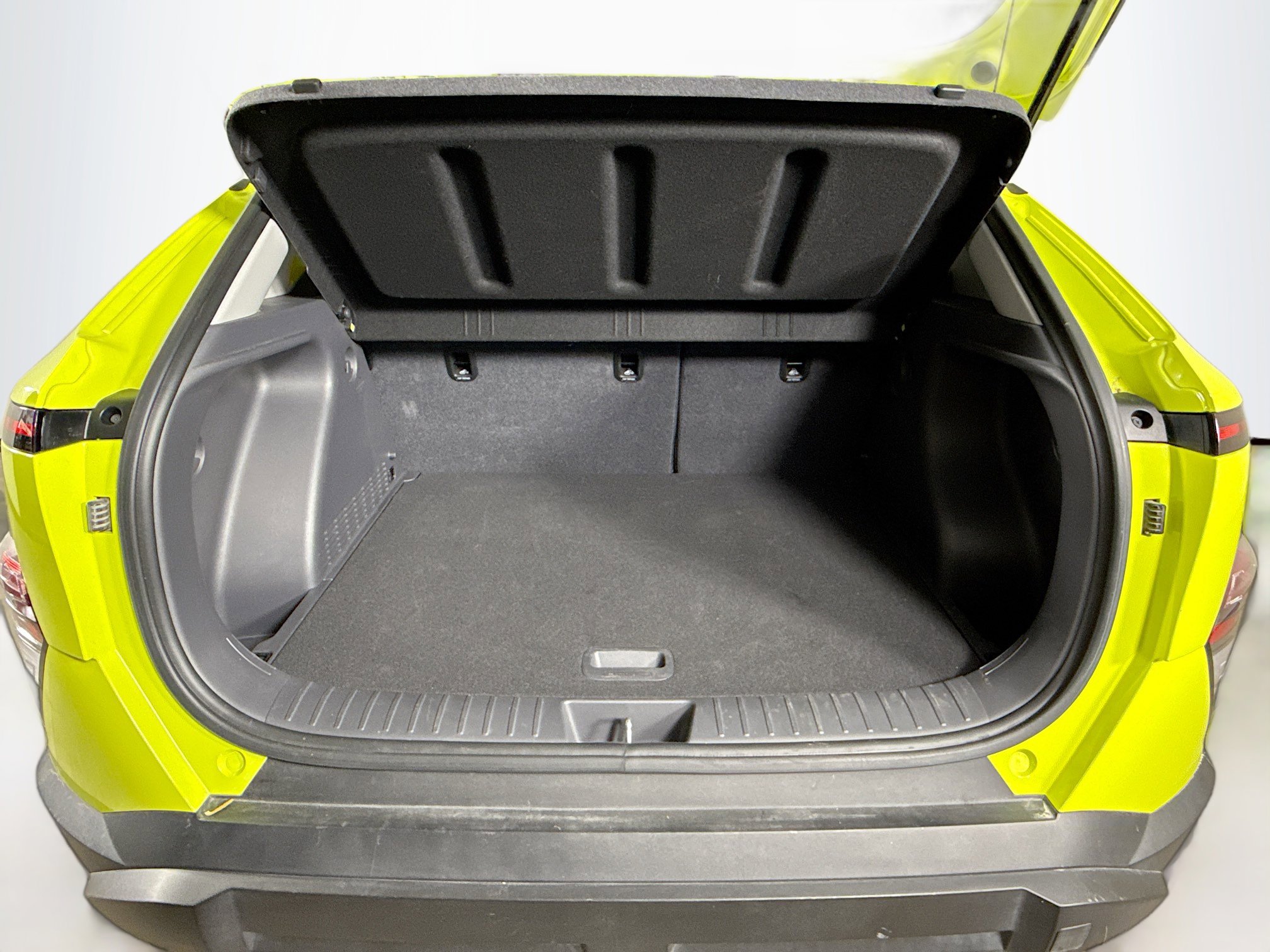 Used 2025 Hyundai Kona SEL image 31