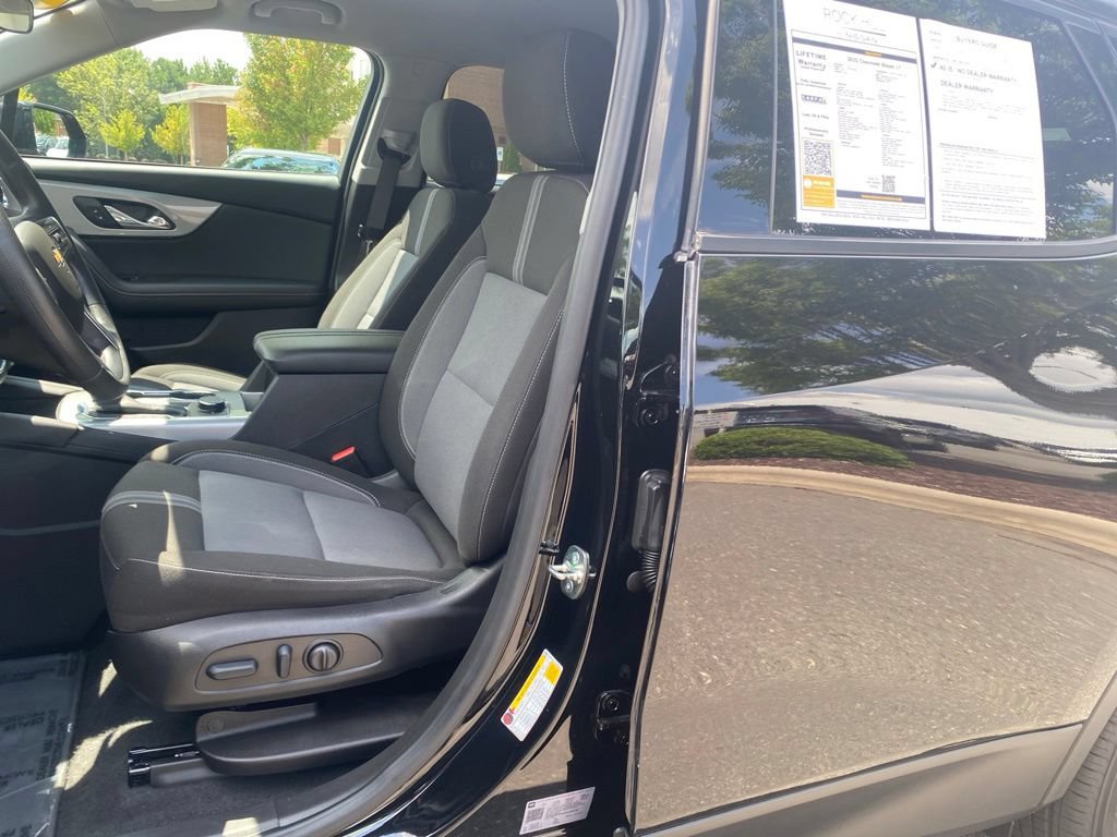 Used 2025 Chevrolet Blazer LT AWD/4WD image 15